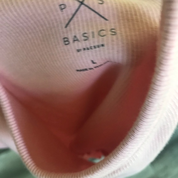 Pacsun Pink Crop Top - Picture 3 of 3